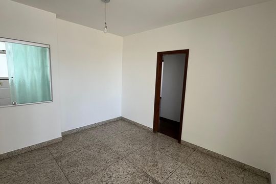 Quarto de apartamento para alugar com 1 quarto, 90m² em Grajaú, Belo Horizonte