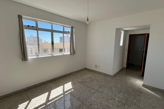 Apartamento para alugar com 1 quarto, 90m² em Grajaú, Belo Horizonte