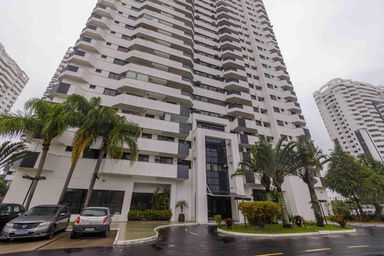 Fachada de apartamento à venda com 2 quartos, 65m² em Barra da Tijuca, Rio de Janeiro