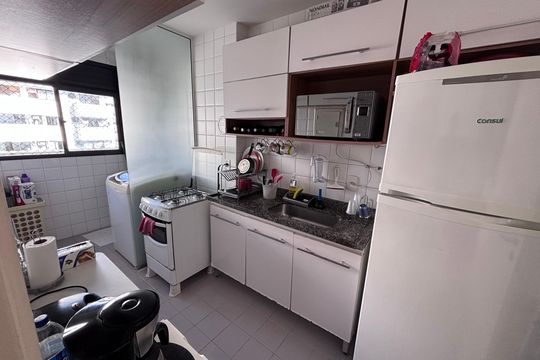 Cozinha de apartamento à venda com 2 quartos, 65m² em Barra da Tijuca, Rio de Janeiro