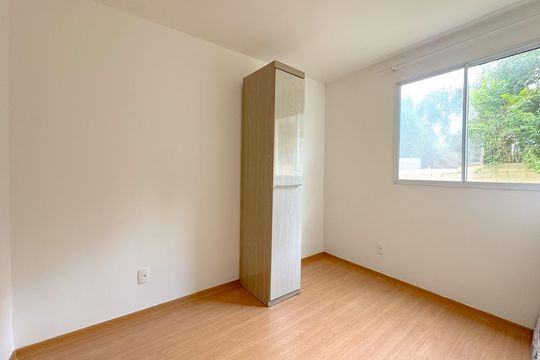 Quarto 2 de apartamento para alugar com 2 quartos, 38m² em Serraria, São José