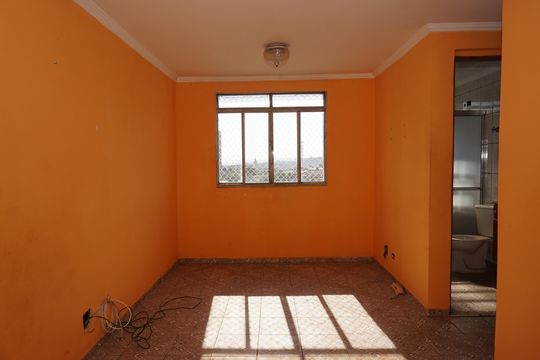 Apartamento para alugar com 2 quartos, 48m² em Jardim Macedonia, Embu das Artes