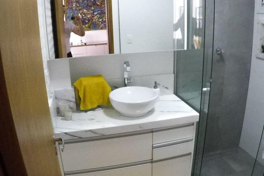 Banheiro de apartamento à venda com 1 quarto, 53m² em Bela Vista, São Paulo