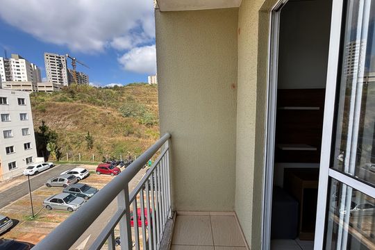 Apartamento para alugar com 2 quartos, 48m² em Lajeado, Cotia