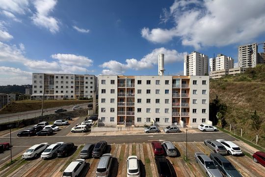 Apartamento para alugar com 2 quartos, 48m² em Lajeado, Cotia