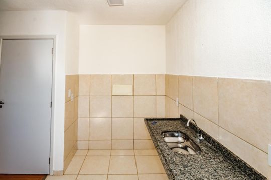 Apartamento à venda com 2 quartos, 44m² em Serra Dourada, Vespasiano