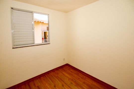 Apartamento à venda com 2 quartos, 44m² em Serra Dourada, Vespasiano