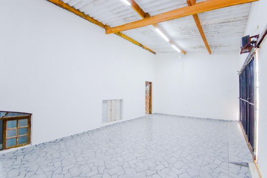 Garagem de casa para alugar com 2 quartos, 140m² em Jardim Paraiso, Guarulhos