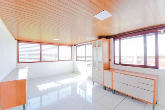 Cozinha de casa para alugar com 2 quartos, 140m² em Jardim Paraiso, Guarulhos