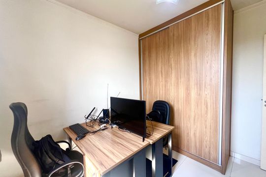 Quarto 1 de apartamento à venda com 2 quartos, 45m² em Arvoredo, Contagem
