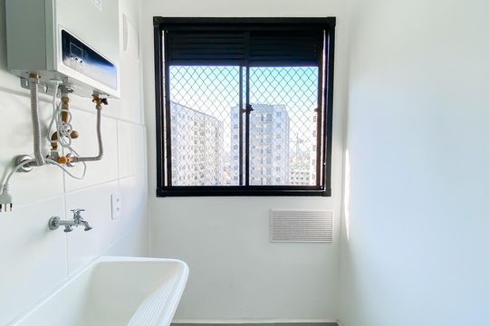 Área de Serviço de apartamento para alugar com 2 quartos, 38m² em Vila Campanela, São Paulo