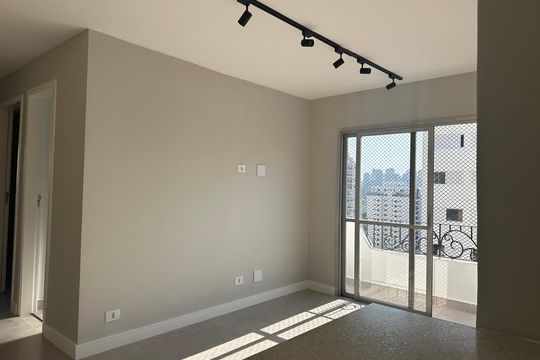Apartamento para alugar com 3 quartos, 68m² em Chácara Santo Antônio (zona Sul), São Paulo