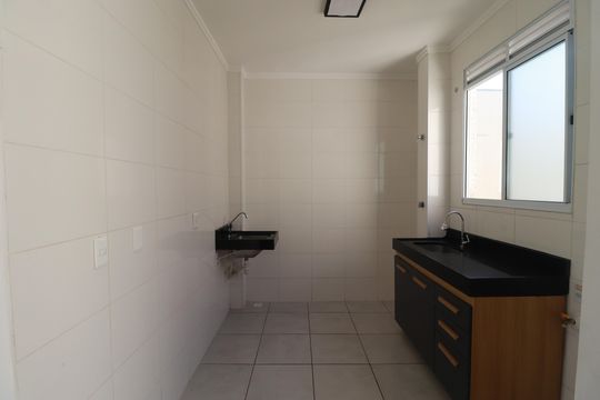 Sala de apartamento para alugar com 2 quartos, 41m² em Jardim Ouro Branco, Ribeirão Preto