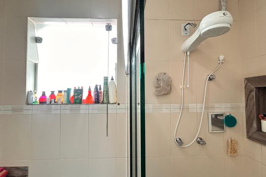 Casa para alugar com 4 quartos, 220m² em Castelo, Belo Horizonte