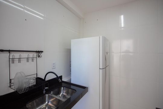 Cozinha de apartamento para alugar com 2 quartos, 60m² em Ouro Preto, Belo Horizonte