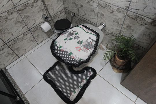 Banheiro Social de casa de condomínio para alugar com 4 quartos, 140m² em Santa Monica, Belo Horizonte
