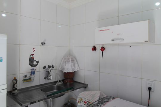 Cozinha de casa de condomínio para alugar com 4 quartos, 140m² em Santa Monica, Belo Horizonte