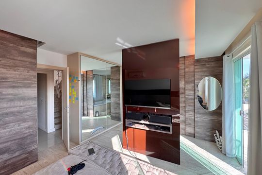 Suíte 1 de casa de condomínio à venda com 3 quartos, 600m² em Recreio dos Bandeirantes, Rio de Janeiro