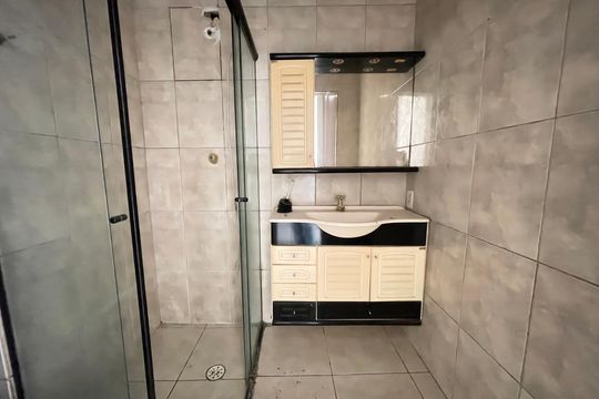 Banheiro 1 de casa à venda com 2 quartos, 90m² em Jardim Bonfiglioli, São Paulo