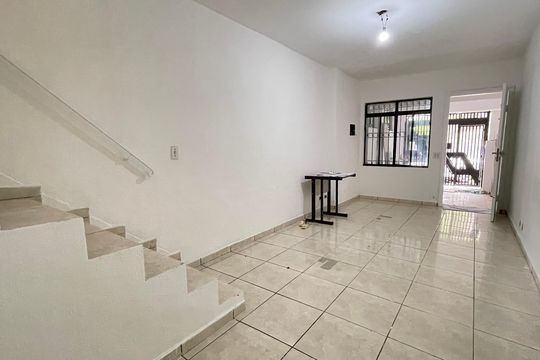 Casa à venda com 2 quartos, 90m² em Jardim Bonfiglioli, São Paulo