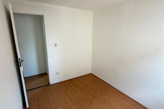 Quarto de apartamento para alugar com 2 quartos, 44m² em Jardim Nova Cidade, Guarulhos