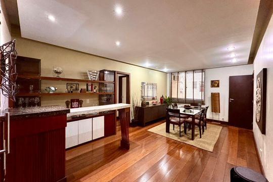 Sala de jantar de apartamento para alugar com 3 quartos, 150m² em Copacabana, Rio de Janeiro