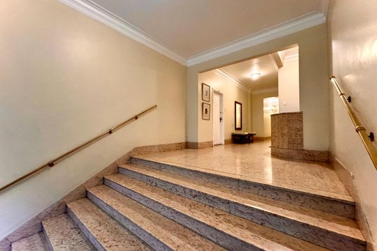 Área comum de apartamento para alugar com 3 quartos, 150m² em Copacabana, Rio de Janeiro