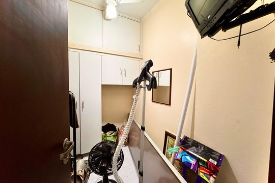 Quarto de serviço de apartamento para alugar com 3 quartos, 150m² em Copacabana, Rio de Janeiro