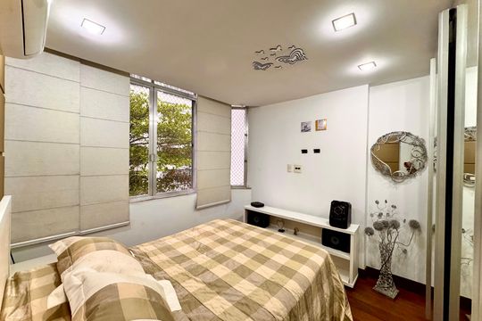 Suíte de apartamento para alugar com 3 quartos, 150m² em Copacabana, Rio de Janeiro