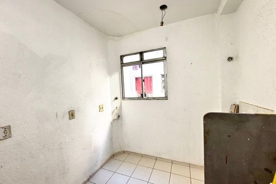 Cozinha e Área de Serviço de apartamento para alugar com 2 quartos, 55m² em Industrial São Luiz, Contagem