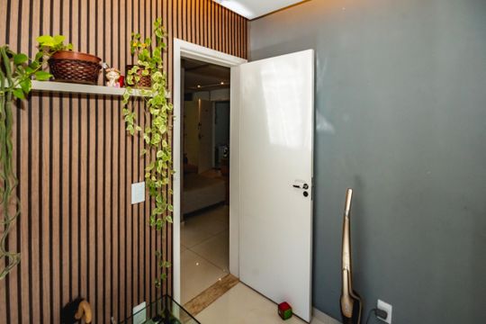 Quarto 2 de apartamento para alugar com 2 quartos, 46m² em Itapoã, Belo Horizonte