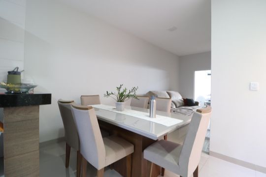 Sala de Jantar de casa para alugar com 3 quartos, 70m² em Jardim Europa, Uberlândia