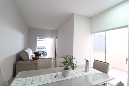 Casa para alugar com 3 quartos, 70m² em Jardim Europa, Uberlândia