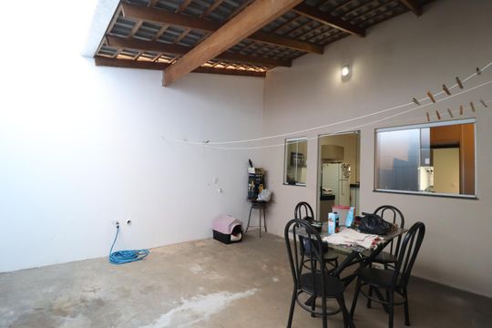 Varanda de casa para alugar com 3 quartos, 70m² em Jardim Europa, Uberlândia