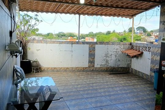 Área externa de casa à venda com 3 quartos, 120m² em Campo Grande, Rio de Janeiro