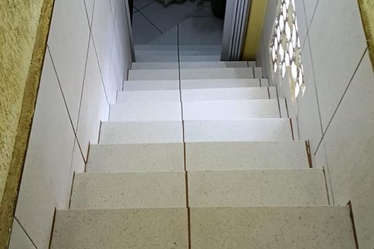 Escada de casa à venda com 3 quartos, 120m² em Campo Grande, Rio de Janeiro