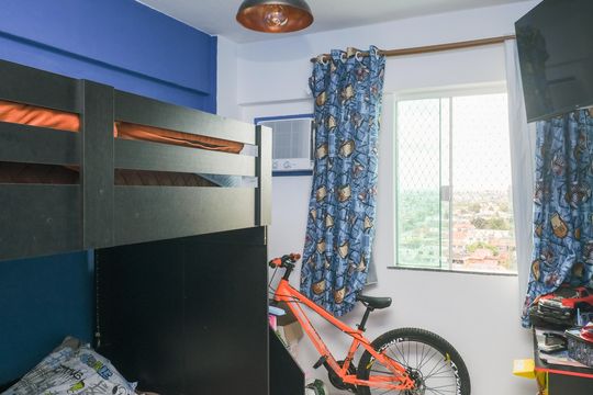 Quarto 1 de apartamento para alugar com 2 quartos, 65m² em Comendador Soares, Nova Iguaçu