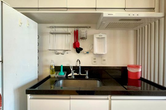 Cozinha de kitnet/studio para alugar com 1 quarto, 31m² em Sumarezinho, São Paulo