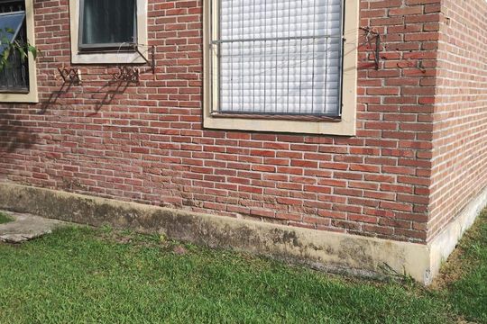 Área externa de apartamento para alugar com 2 quartos, 45m² em São Gonçalo, Pelotas