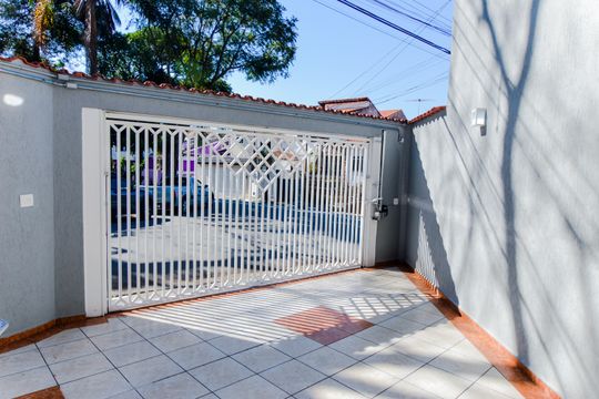 Vista da Sala de casa à venda com 3 quartos, 178m² em Centro, Guarulhos