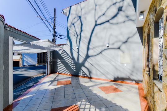 Garagem de casa à venda com 3 quartos, 178m² em Centro, Guarulhos