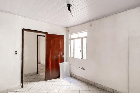 Quarto 2 de casa à venda com 2 quartos, 200m² em Vila Uniao (zona Leste), São Paulo