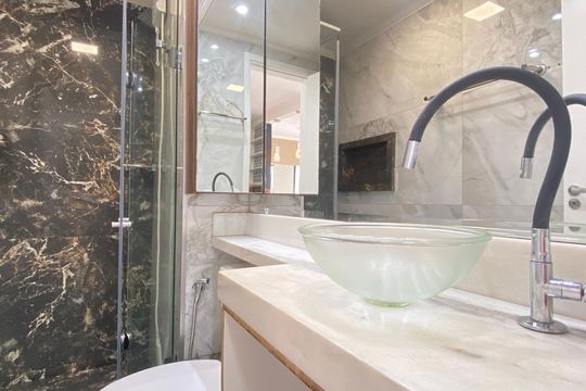 Banheiro de apartamento para alugar com 1 quarto, 36m² em Presidente Altino, Osasco