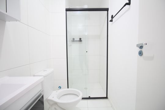 Banheiro de apartamento para alugar com 2 quartos, 38m² em Vila Andrade, São Paulo