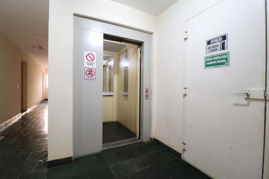 Elevador de apartamento para alugar com 1 quarto, 33m² em Jardim Patricia, Uberlândia