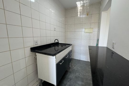 Cozinha de apartamento para alugar com 2 quartos, 50m² em Conceicao, Osasco