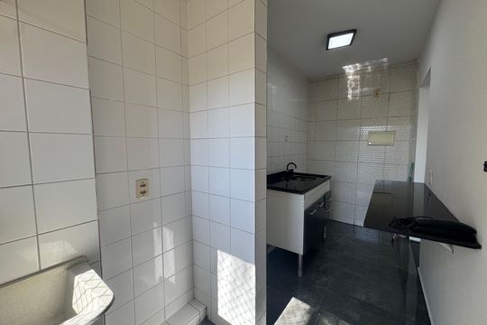 Área de Serviço de apartamento para alugar com 2 quartos, 50m² em Conceicao, Osasco