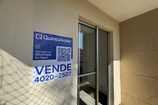 Sacada com PLACA GRANDE de apartamento para alugar com 2 quartos, 50m² em Conceicao, Osasco