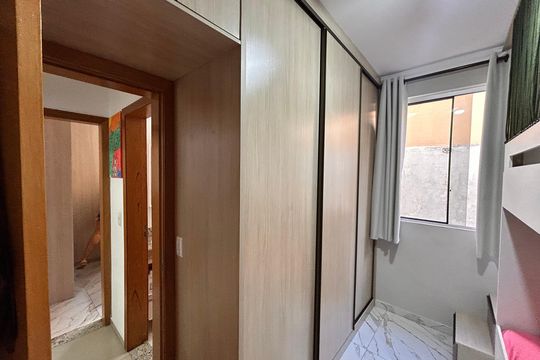 Apartamento à venda com 2 quartos, 117m² em São Joaquim, Contagem