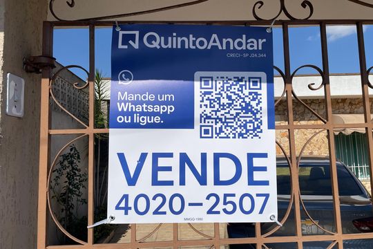 Placa MMGQ 1990 de casa à venda com 3 quartos, 280m² em Vila Sao Francisco, São Paulo